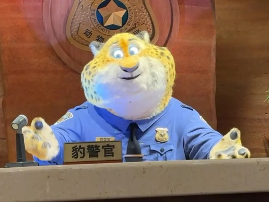 网红豹警官华丽转身，升任文旅局长引关注