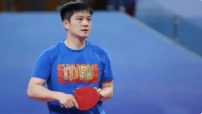 樊振东恩师再传喜讯，新晋小胖闪耀乒坛，我国乒乓球事业再攀高峰！