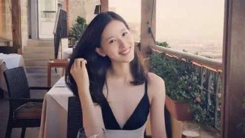 章泽天携8岁女儿伦敦追星，母女俩的甜蜜星途之旅