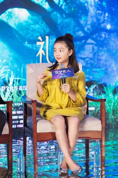 人鱼公主的华丽蜕变，黄磊女儿黄多多惊艳出演电影人鱼