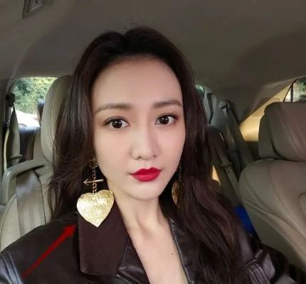 女演员戴230万耳环引热议，官方介入调查真相大白