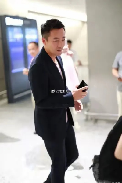 汪小菲马筱梅婚礼现场引热议，简约风遭网友吐槽简陋？