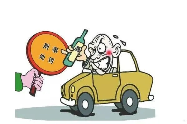 酒驾悲剧再上演，男子事故现场喝两口企图逃避，终被判刑