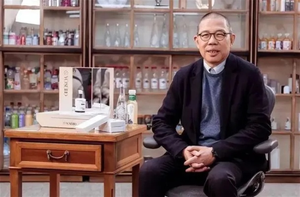 钟睒睒，农夫山泉坚守品质，所有产品拒绝代工