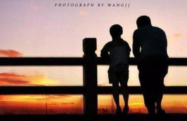 父亲卖5套房送两儿子留洋学球，一场关于梦想与牺牲的奋斗之旅