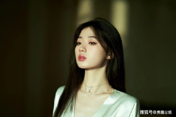 单依纯又困了，探寻音乐精灵的深夜时光
