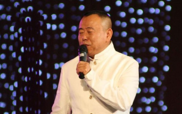 潘长江南昌行遭遇围攻？真相究竟如何？